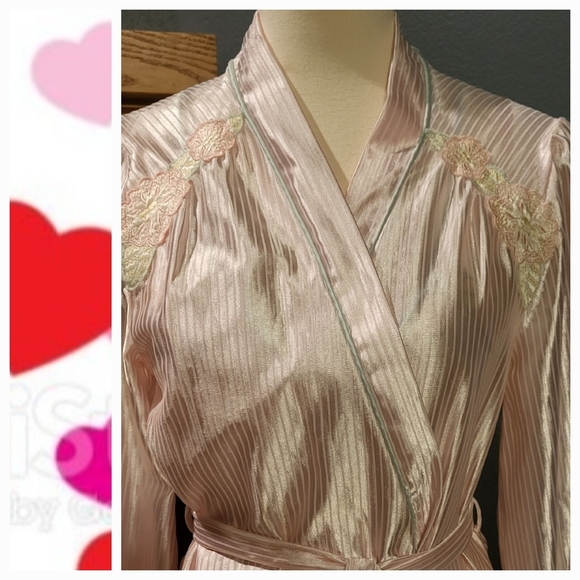 Vintage Nightgown Set - Picture 4 of 7